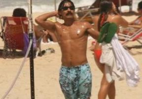 André Gonçalves  exibe boa f