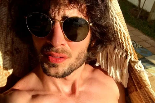 Fiuk volta a atiçar os fãs c