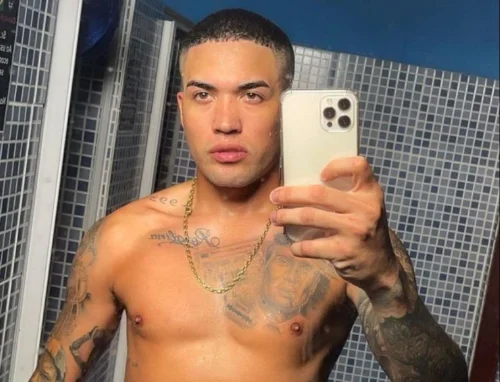 MC Brisola raspou tudinho e mo