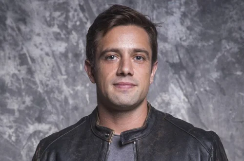 Rafael Cardoso causa furor só