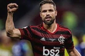 Impactado no bumbum perfeito d