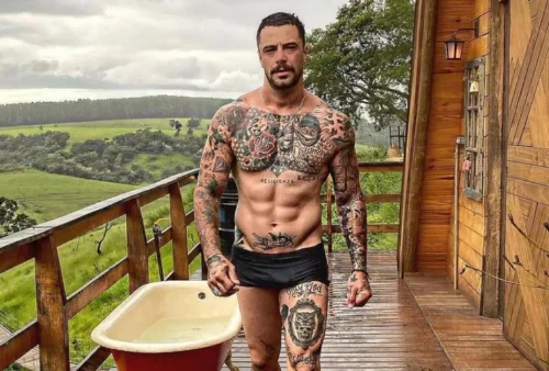 Vídeo: Felipe Titto causa com