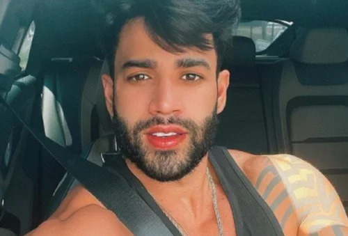 Gusttavo Lima rouba cena em fo