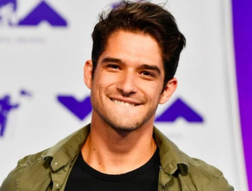 Tyler Posey: Internet fica euf