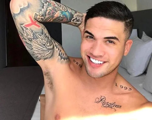 MC Brisola faz harmonização 