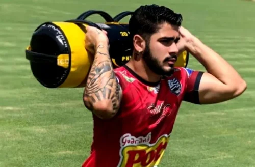 Jogador Thauan Teixeira causa 