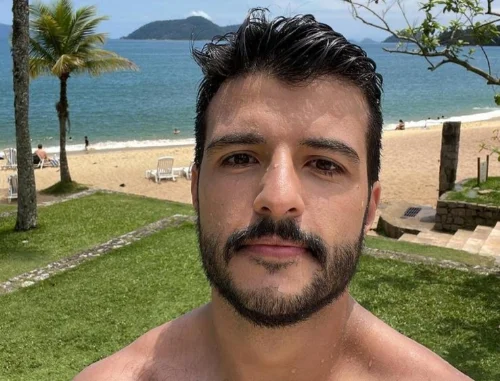 Jornalista Matheus Ribeiro vol