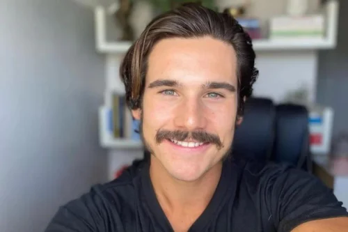 Nicolas Prattes rouba cena em 