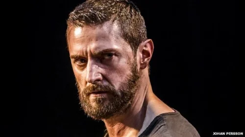 Richard Armitage causa com Nud