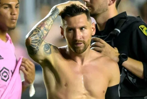 Que rolou aqui nessa foto Mess