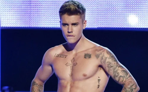 Justin Bieber reaparece entreg