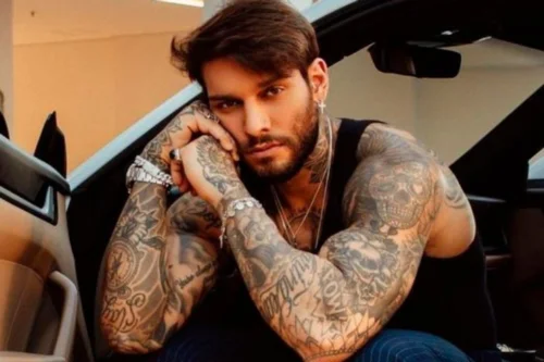 Lucas Lucco impressiona em cli