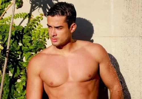 João Pedro Moura de Carlinhos