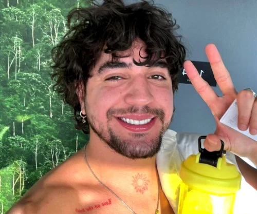 Sertanejo Natanzinho causa sar