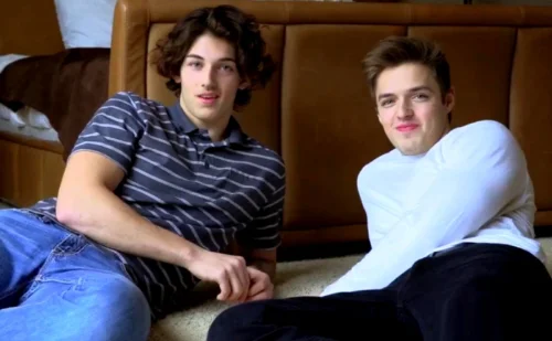 Chupa nesse teste do sofá par