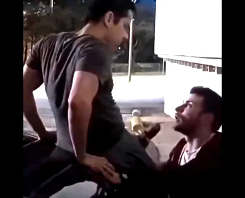 Fã chupou o pau de Rafael Ale